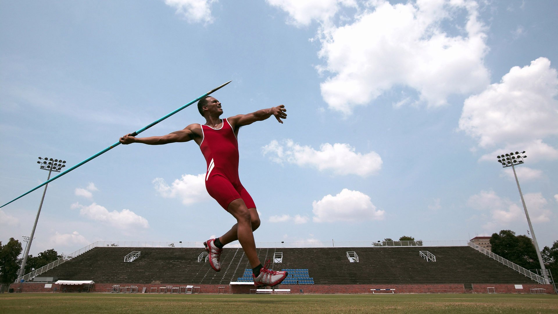 随机_异域文化运动交流节：跨国体育文化盛会_，异域文化交流活动体会