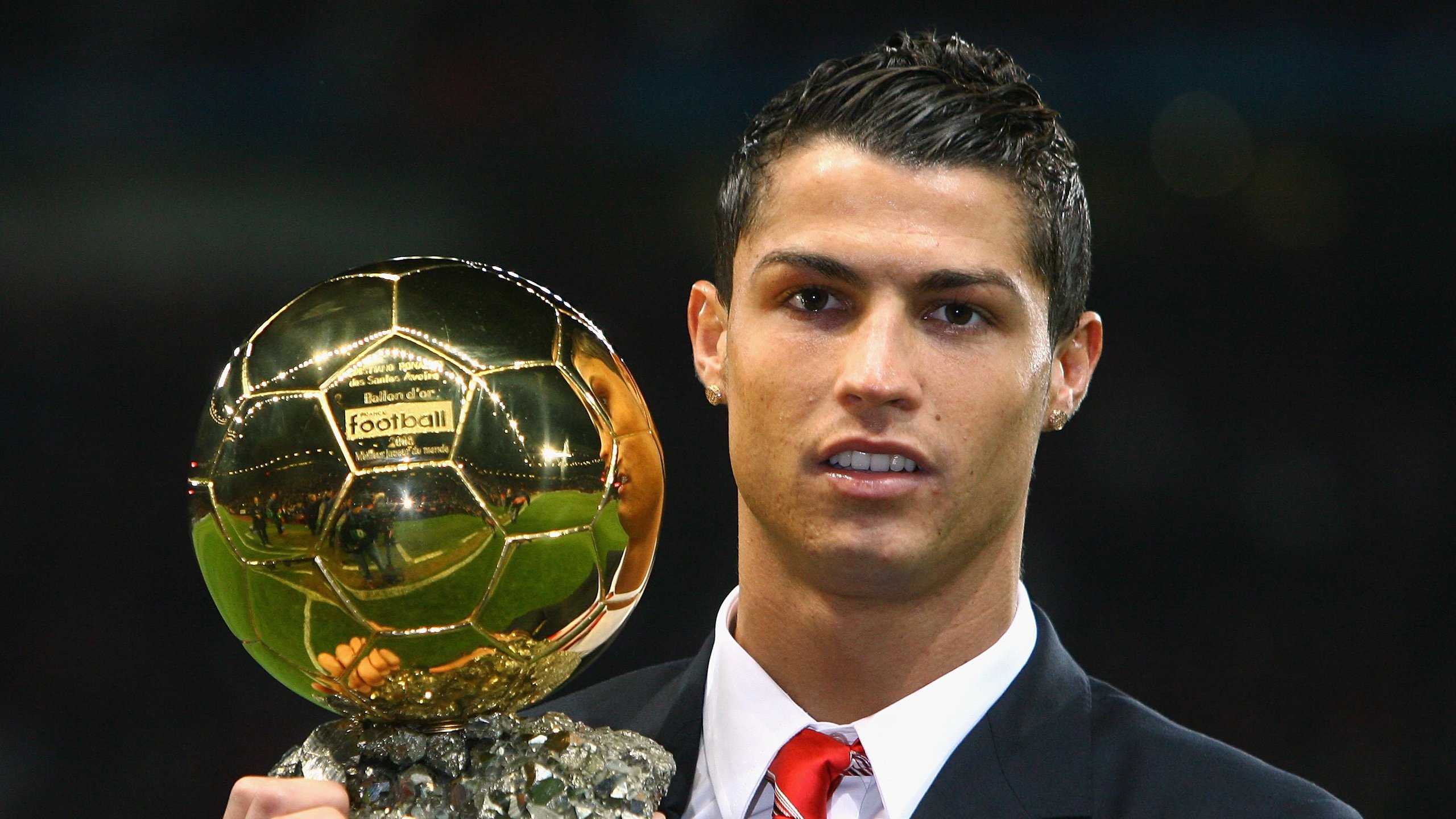 “英超末轮决战:排名变天夺冠格局重塑”,英超争冠2021