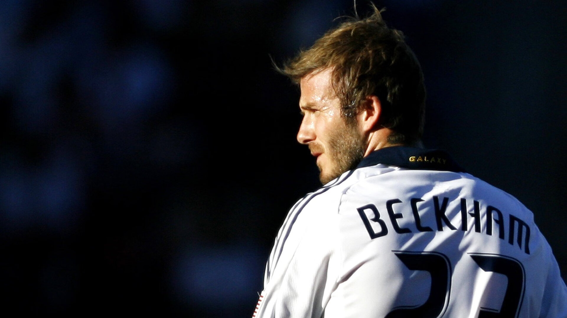 快船险胜尼克斯,系列赛焦点战中乔治三分雨不断,快船签约乔治